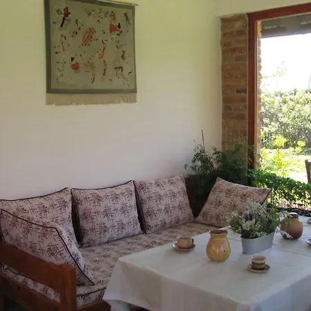 Tradicni Cesky Dum S Loznicemi V Podkrovi *