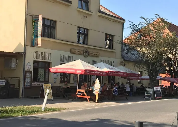 Apartmán Tradiční český Dům S Ložnicemi V Podkroví