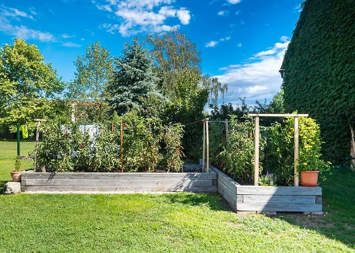 Tradiční český Dům S Ložnicemi V Podkroví Vsejany